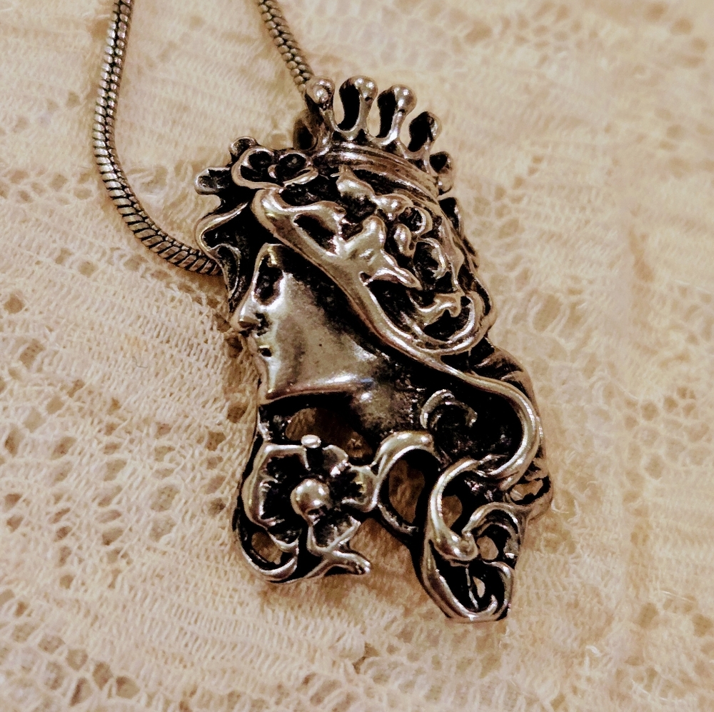 Art Nouveau Sterling 925 Fairy Goddess Queen Necklace